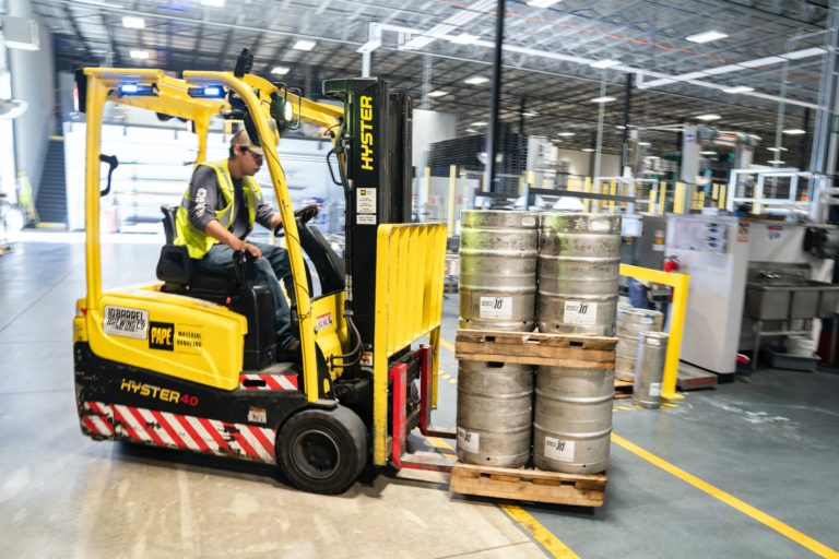 HVLS fans improve worker productivity in warehouse